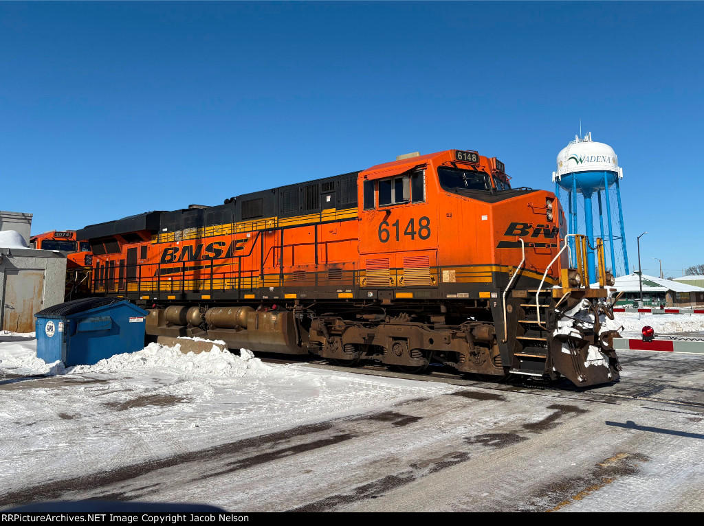 BNSF 6148